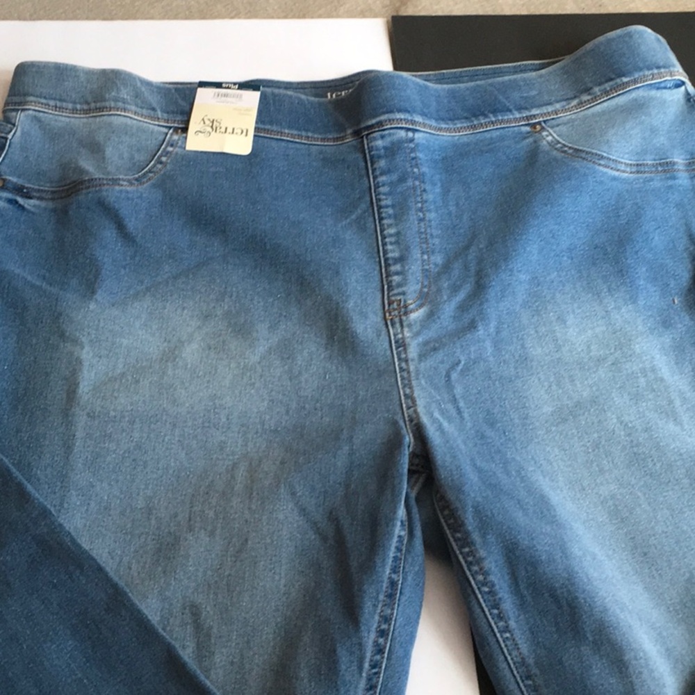 Terra & Sky Blue Jeggings with Subtle Fading